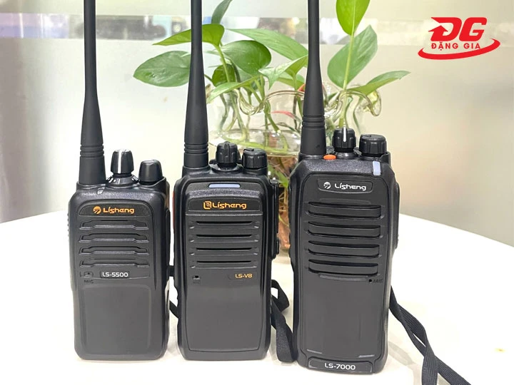 Bộ đàm Lisheng: Top 4 model chống nhiễu, chống nước tốt