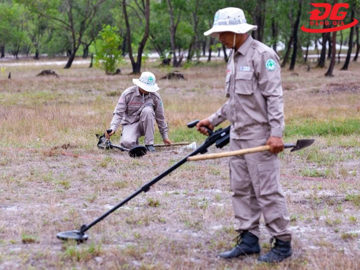 độ ổn định và khả năng chống nhiễu