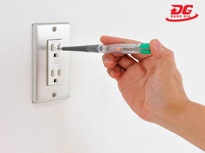 sử dụng máy chà sàn Supper Clean BD2AE