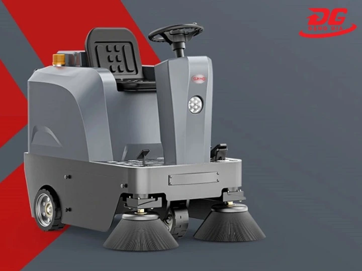 Xe quét rác ngồi lái DQC - Tech 4F