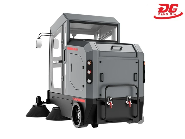 Xe quét rác ngồi lái DQC-Tech 11F có thùng chứa rác lớn