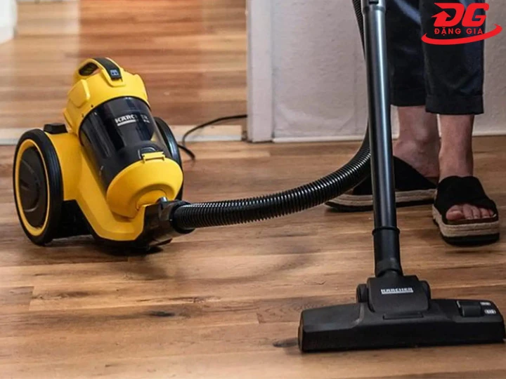 Máy hút bụi mịn gia đình Karcher VC 3 Plus