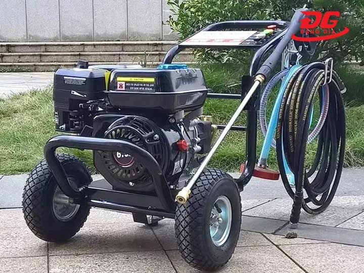 máy phun rửa xe cao áp Palada 2900-9.0HP