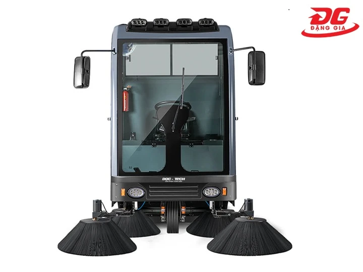 Phía trước xe quét rác DQC - Tech 13F