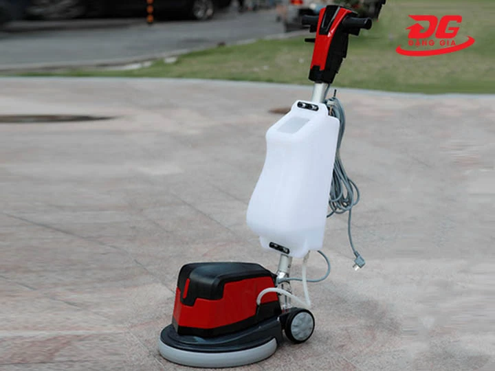 sử dụng máy chà sàn Kumisai KMS1AE