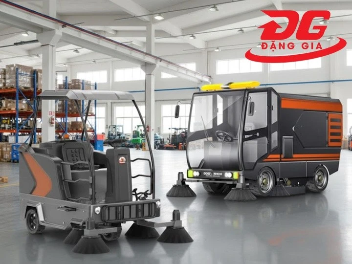 Máy quét rác ngồi lái DQC - Tech 8F