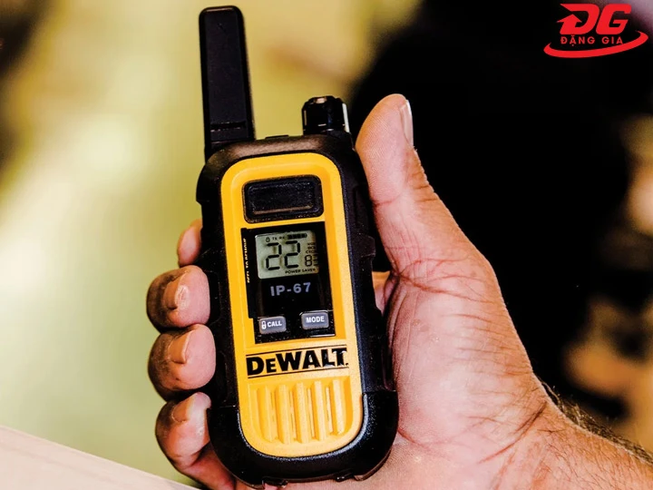 bộ đàm DeWalt nhỏ gọn