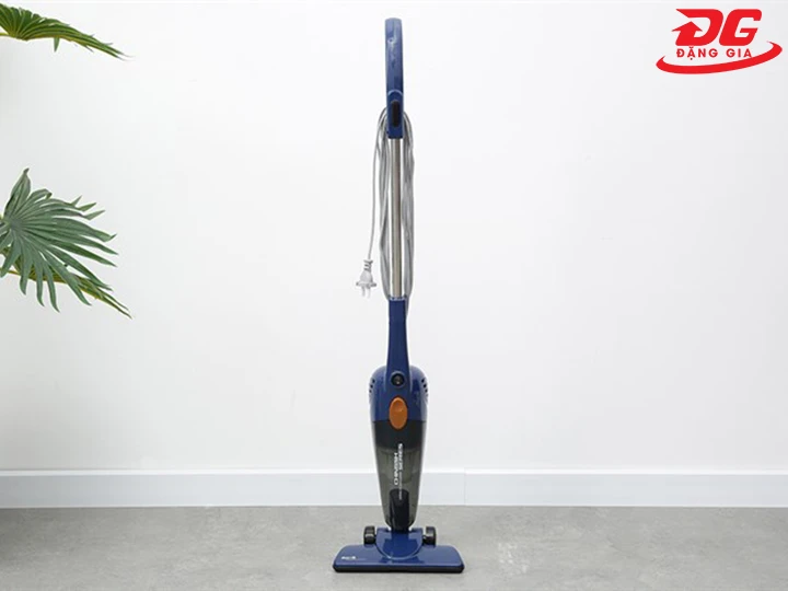 máy hút bụi 600w