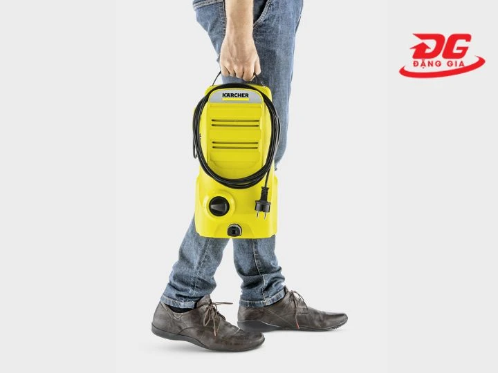 máy phun rửa áp lực cao Karcher K2 Compact nhỏ gọn