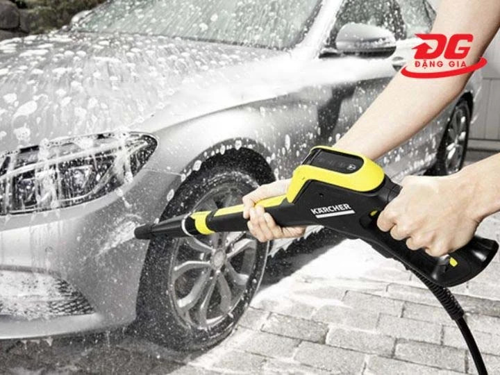 máy rửa xe Karcher K7 Full Control công suất khỏe