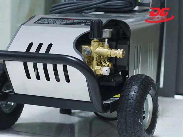 Máy xịt rửa xe ô tô Palada 3200 PSI 5.5KW chính hãng