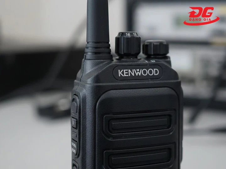 Kenwood NX 2300 hỗ trợ 16 kênh
