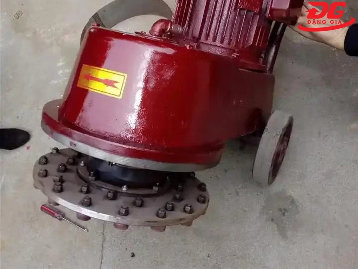 Lắp máy mài sàn bê tông DMS350