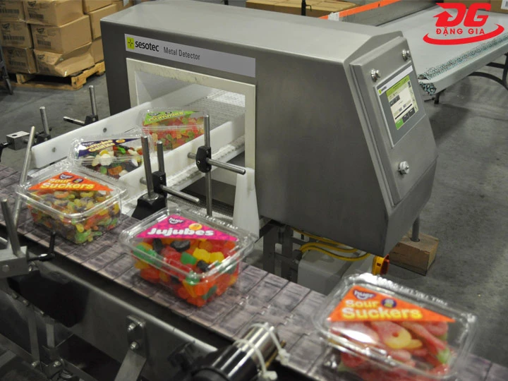 Ứng dụng máy dò kim loại trong thực phẩm