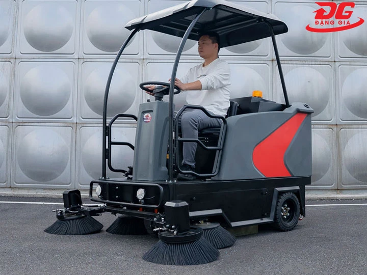 Chọn xe quét rác DQC - Tech