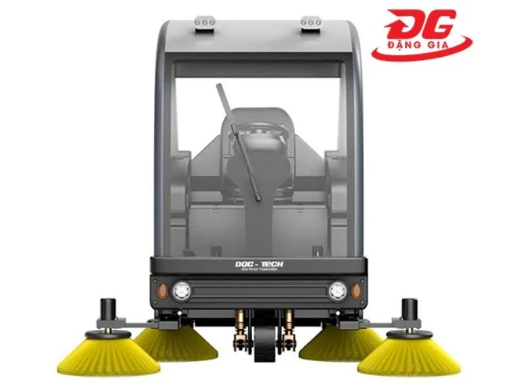 Xe quét rác ngồi lái DQC - Tech 9F vận hành đơn giản