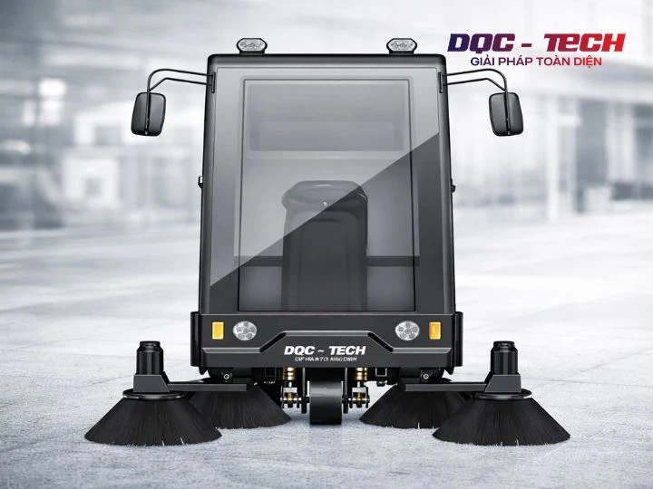 xe quét rác ngồi lái DQC - Tech 10F vận hành êm ái