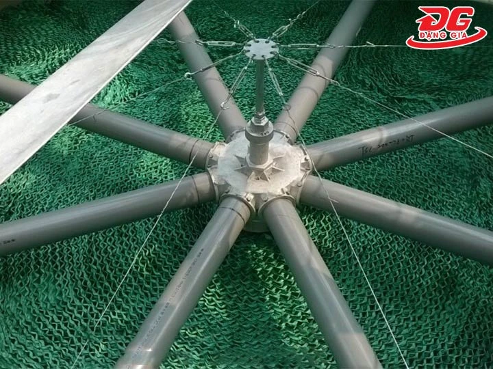 Đầu chia nước của tháp giải nhiệt