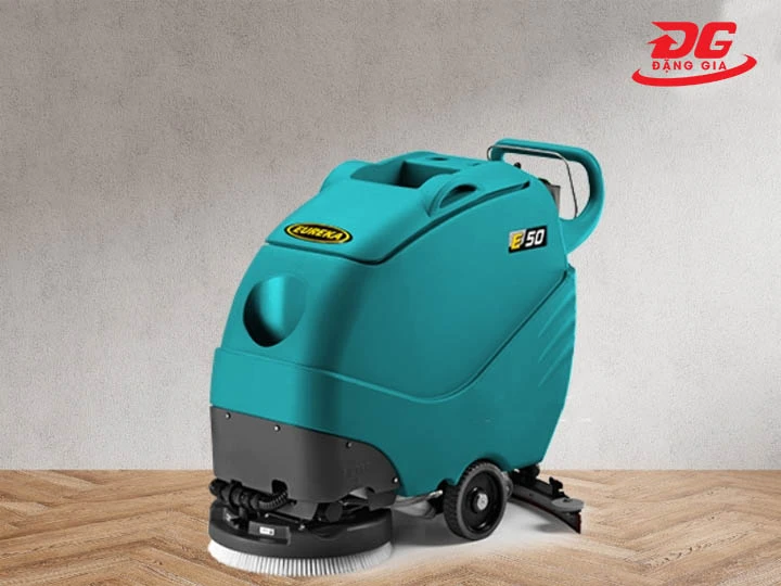 Máy chà sàn liên hợp Eureka E50 có tốt không? Báo giá tốt