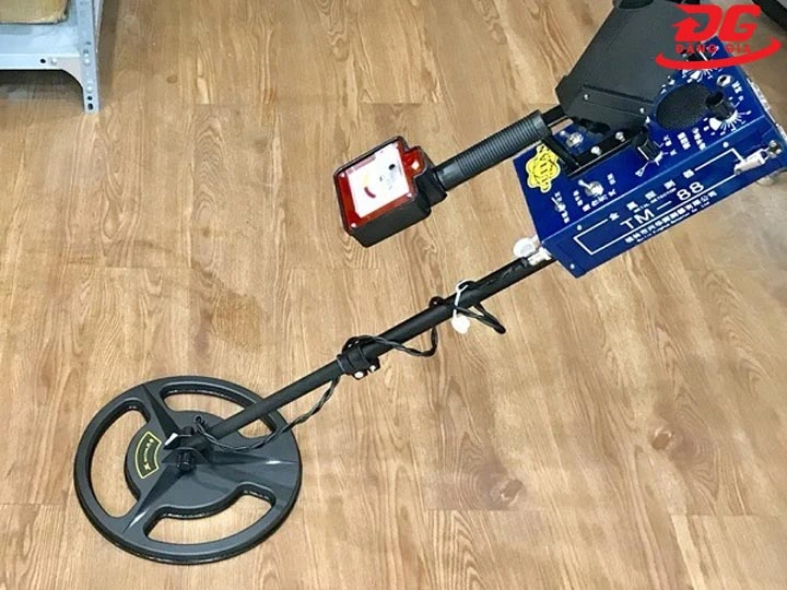 máy dò kim loại Trung Quốc dưới lòng đất