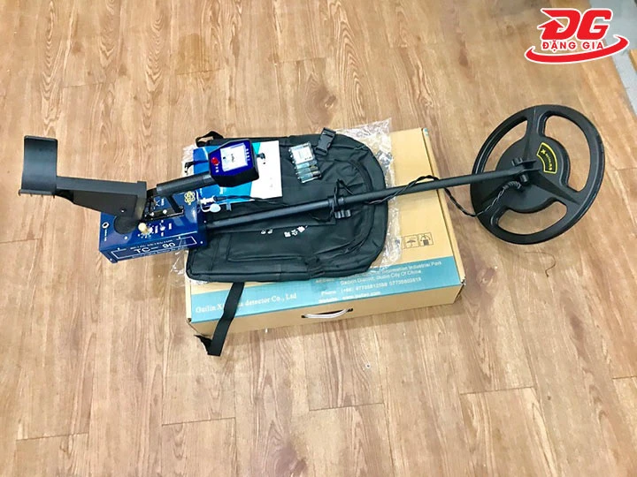 máy dò kim loại TC-90