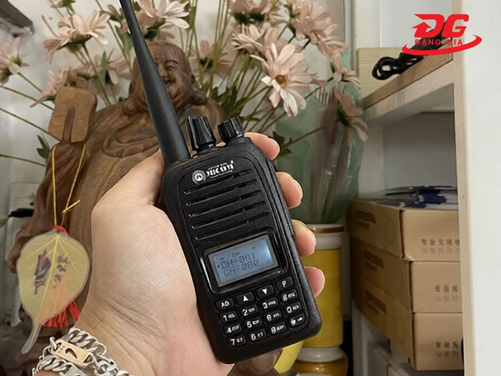 Bộ đàm cao cấp Micom JP-F2000M