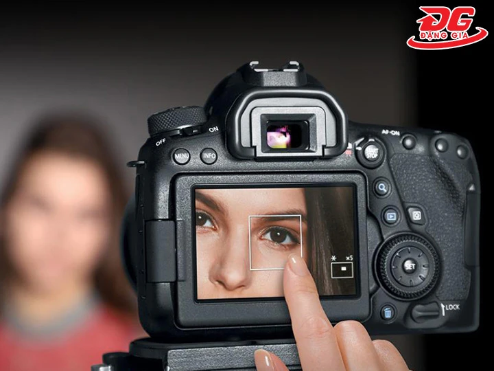 Cách lấy nét trên máy ảnh canop