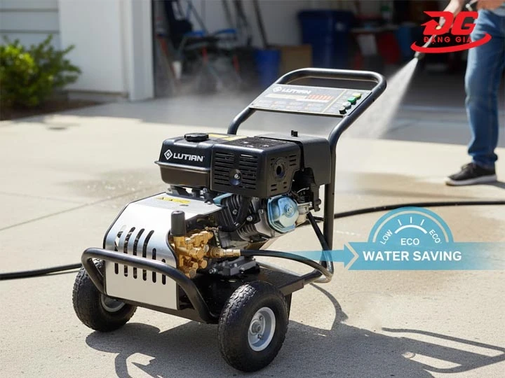 Máy rửa xe chạy xăng Lutian 18G36-13A tiết kiệm nước