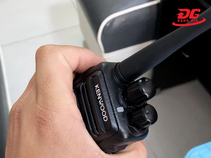 Thiết kế bộ đàm Kenwood TK H20