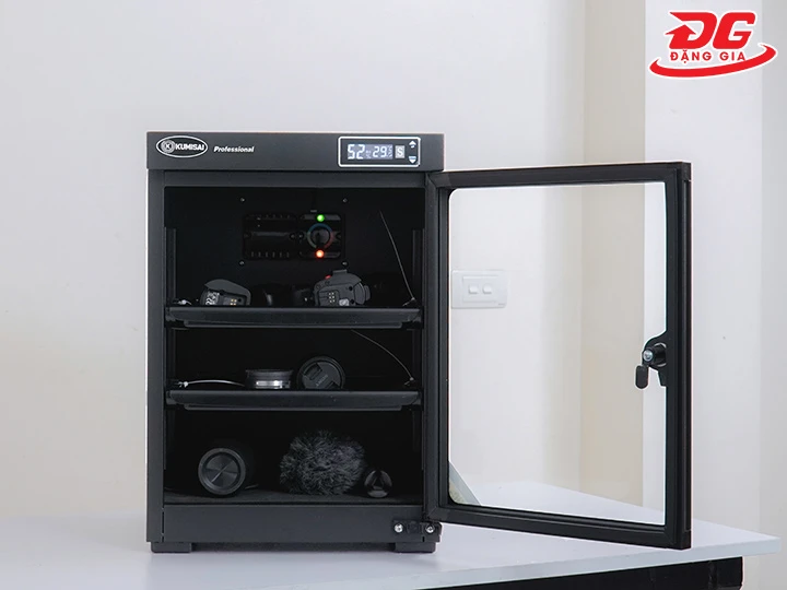 dùng tủ chống ẩm bảo quản máy ảnh Canon