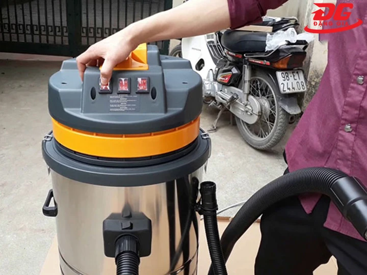 bật công tắc nhưng máy không chạy