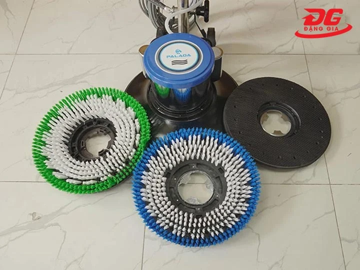 bàn chải Máy chà sàn Palada KF88