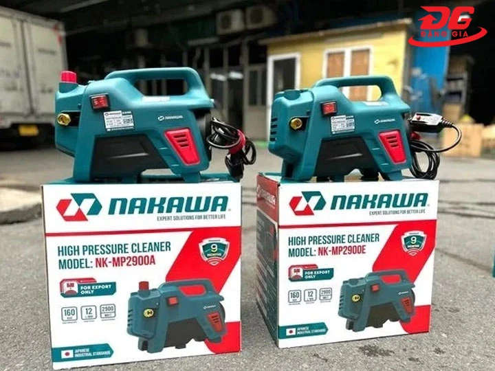 máy rửa xe Nakawa nhỏ gọn