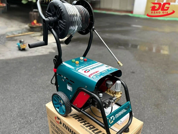 Máy rửa xe cao áp Nakawa NX-2600
