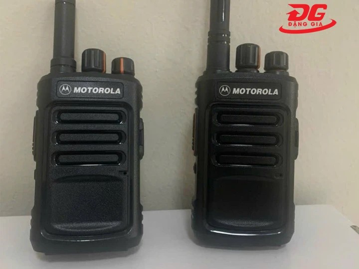 bộ đàm Motorola XiR C6650 bảo mật thông tin