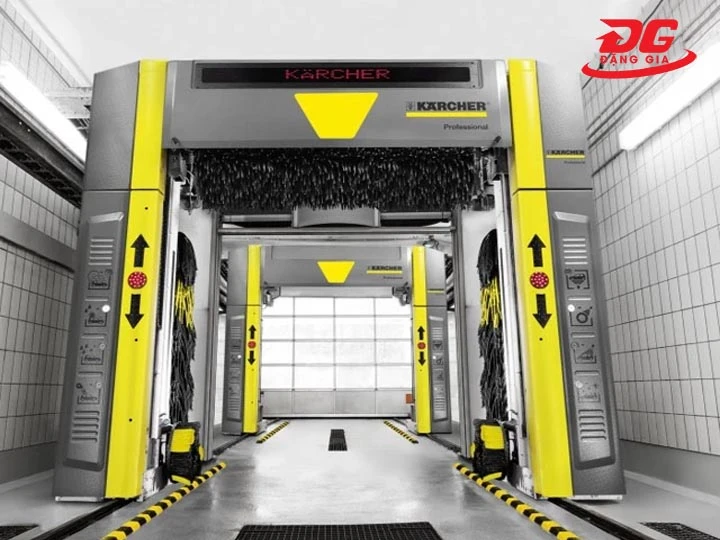 máy rửa xe tự động đức