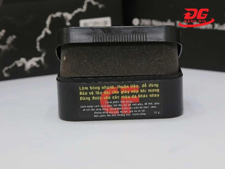 thiết kế xi mút đánh bóng giày Shine Ever