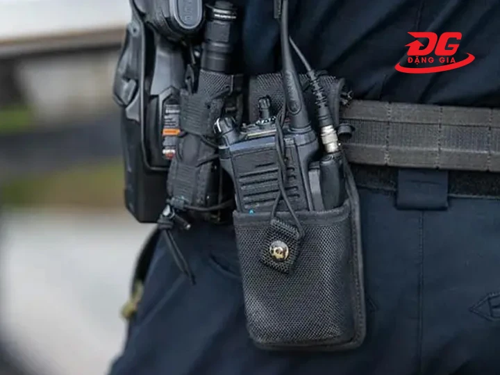 máy bộ đàm Icom IC-F4002 gọn nhẹ