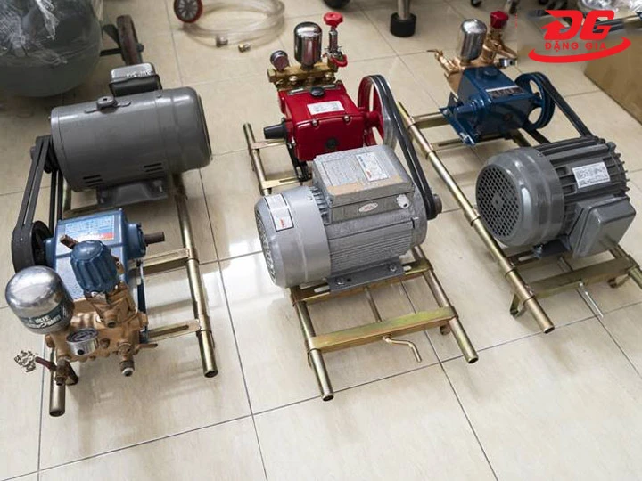 máy rửa xe Trung Quốc dòng dây đai