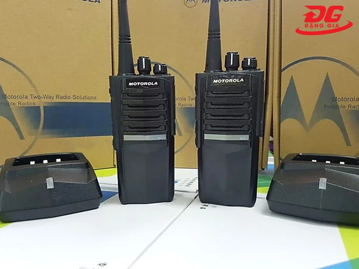 Bộ đàm cầm tay Motorola CP-9288 IP66 nhỏ gọn