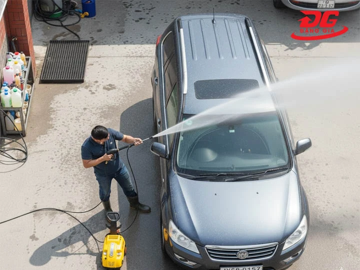 sử dụng Máy bơm rửa xe áp lực cao V-JET LT8.7/18MB