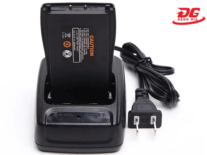 Cách dùng sạc pin Baofeng 666-888-777 bền và hiệu quả