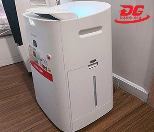 Máy lọc không khí tạo ẩm Sharp KI-L60V-W 4