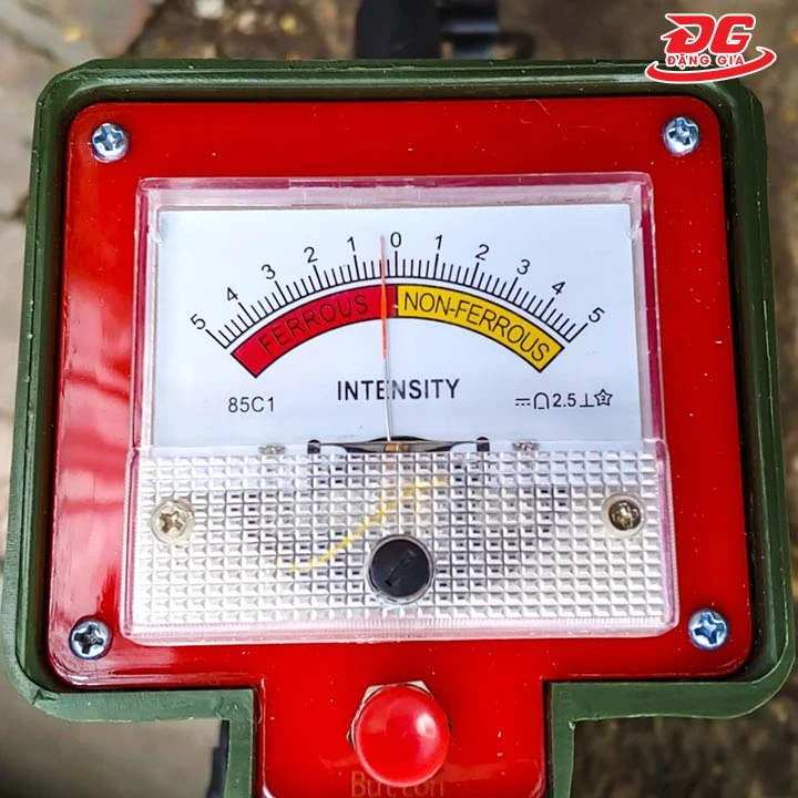 màn hình của máy dò kim loại TC-91