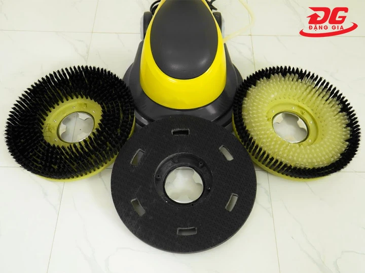 Bàn chải máy chà sàn - thảm công nghiệp Supper Clean BD2A