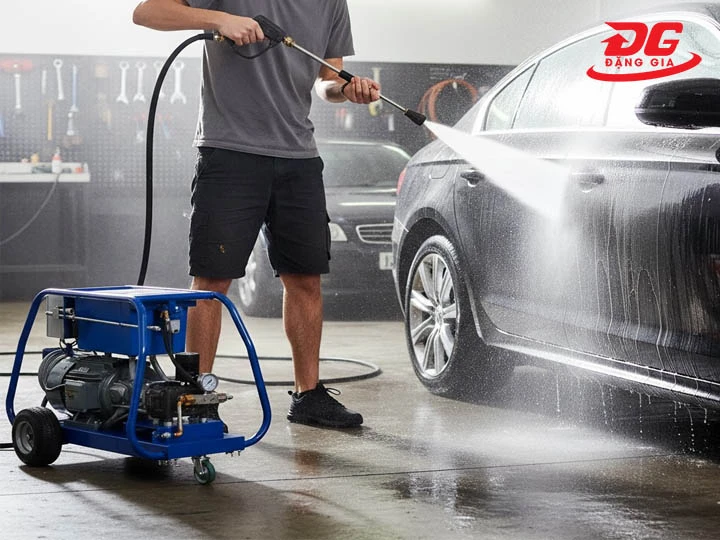 máy rửa xe ô tô cao áp V-Jet E1100 áp lực mạnh