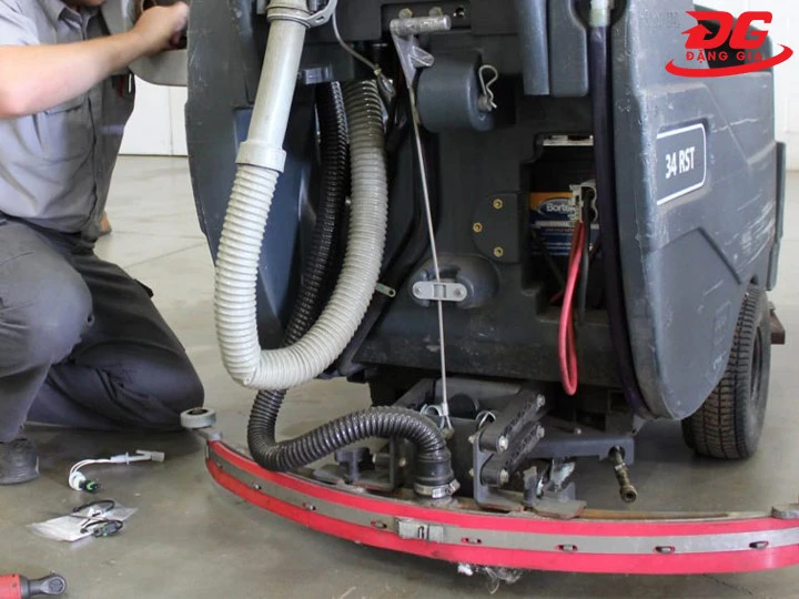 địa chỉ sửa máy chà sàn