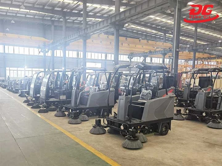 Mua xe quét rác Kumisai KMS-S8 ở đâu chính hãng?