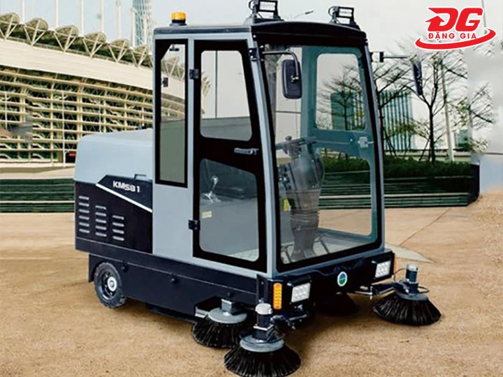 xe quét rác Kumisai KMS-81