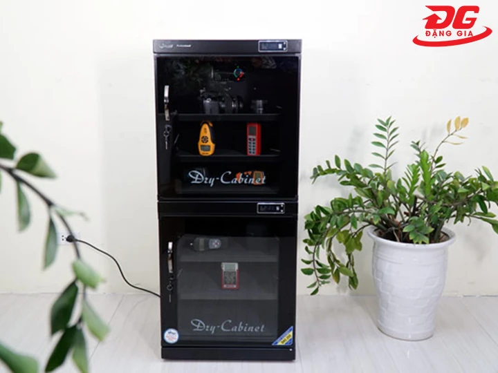 tủ chống ẩm máy ảnh Fujie